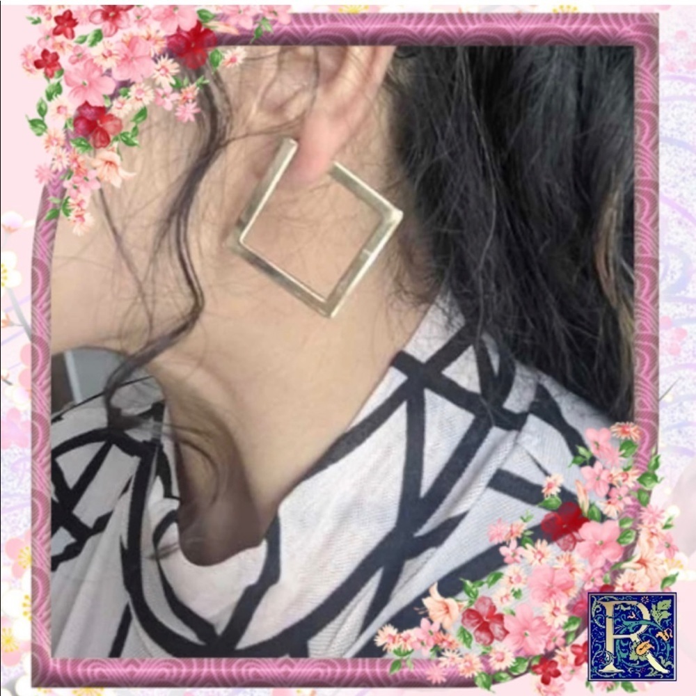 Silver Geometric Square Earrings​